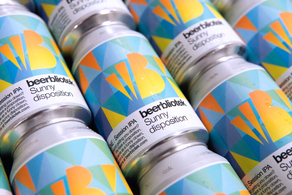 A can pattern of Sunny disposition, a New England Session IPA, brewed by Swedish Craft Brewery Beerbliotek.